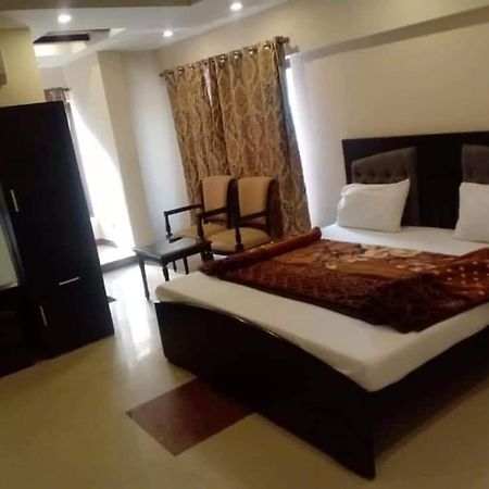 Pak Hotel איסלמאבד מראה חיצוני תמונה